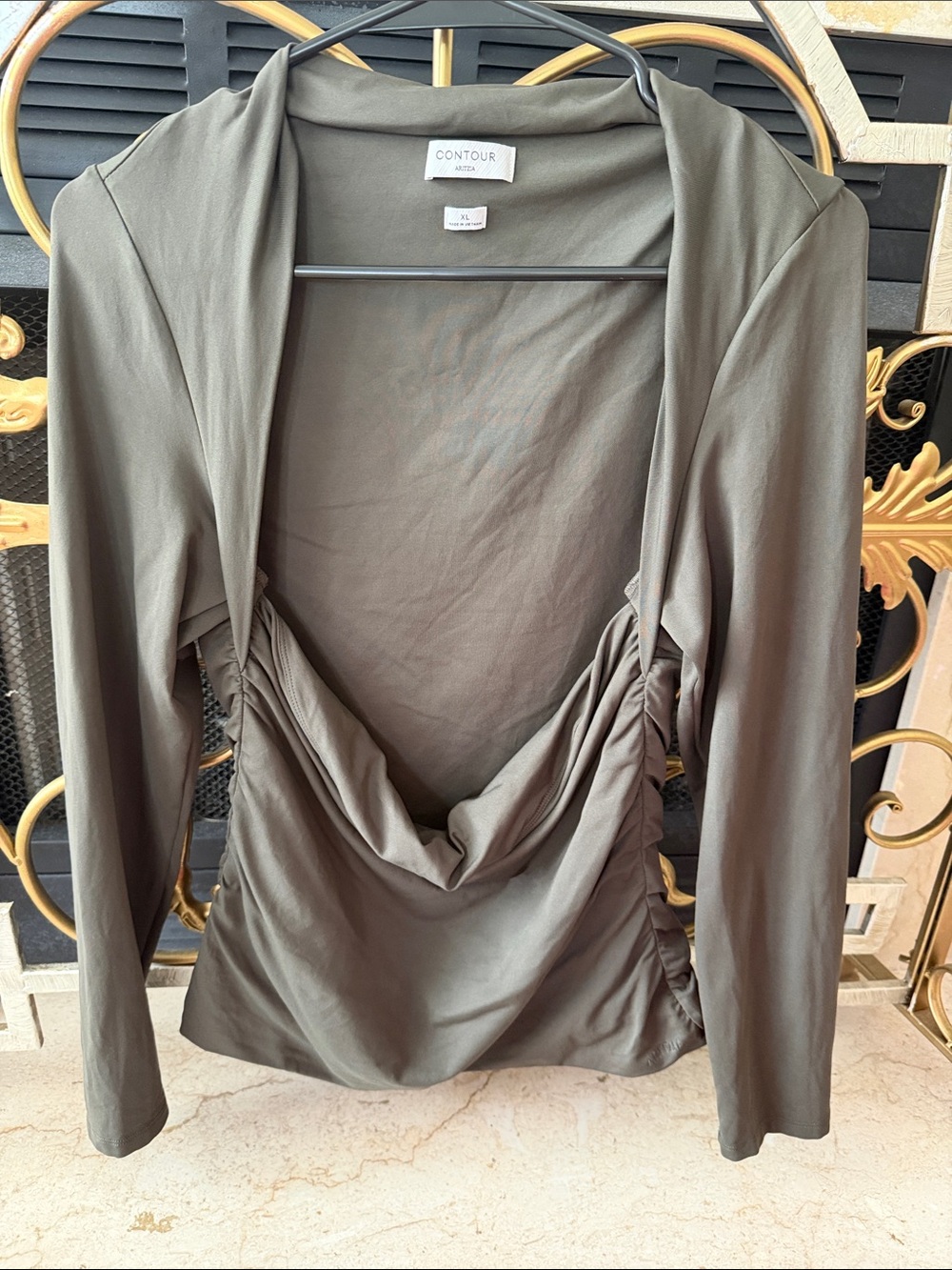 Aritzia Contour Shaping Top Sz XL
